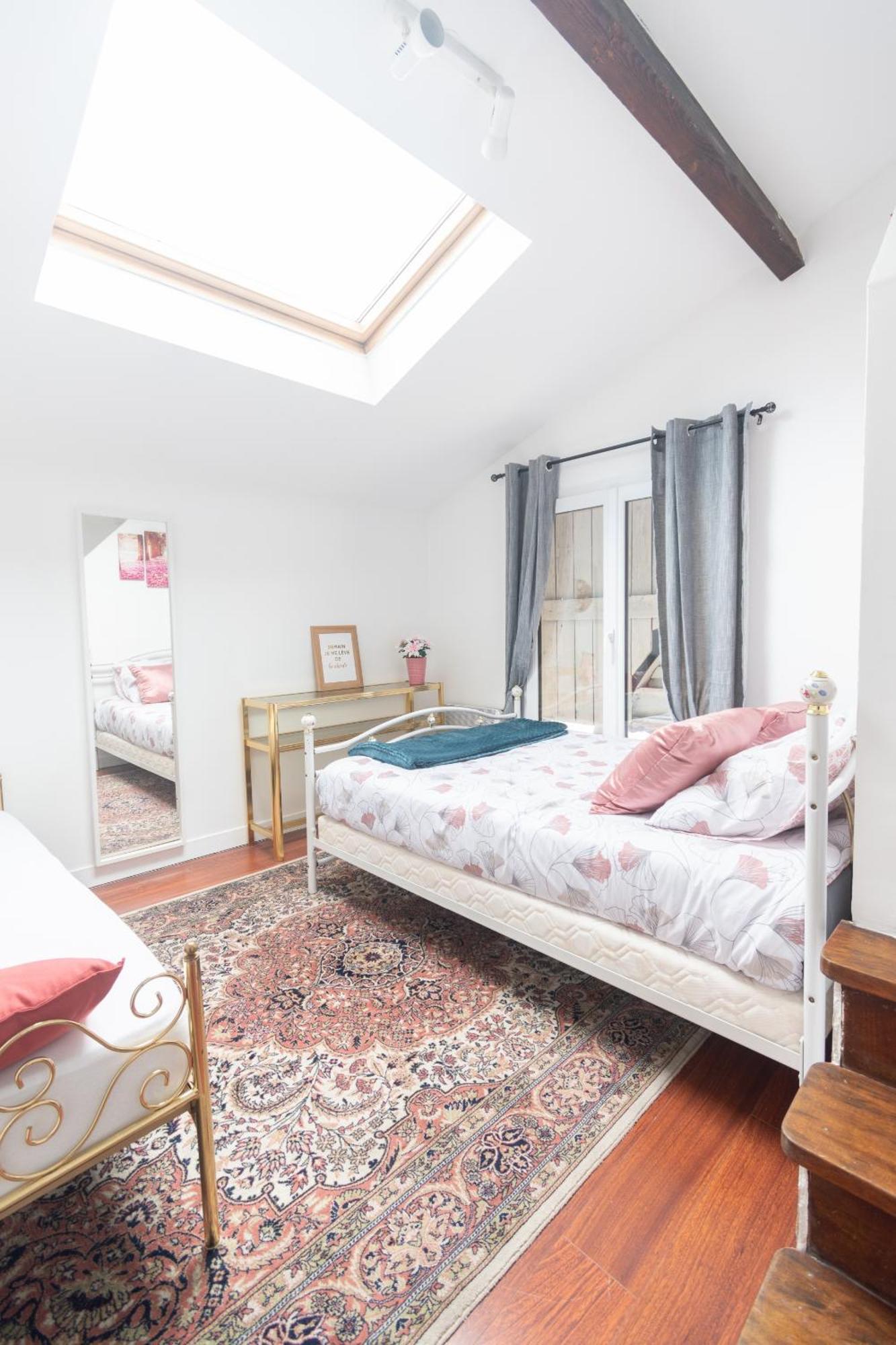 Le Hangar Fleuri Apartment
