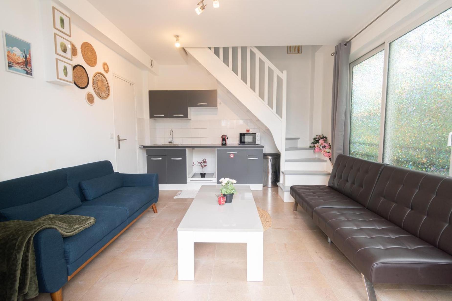 Le Hangar Fleuri Apartment