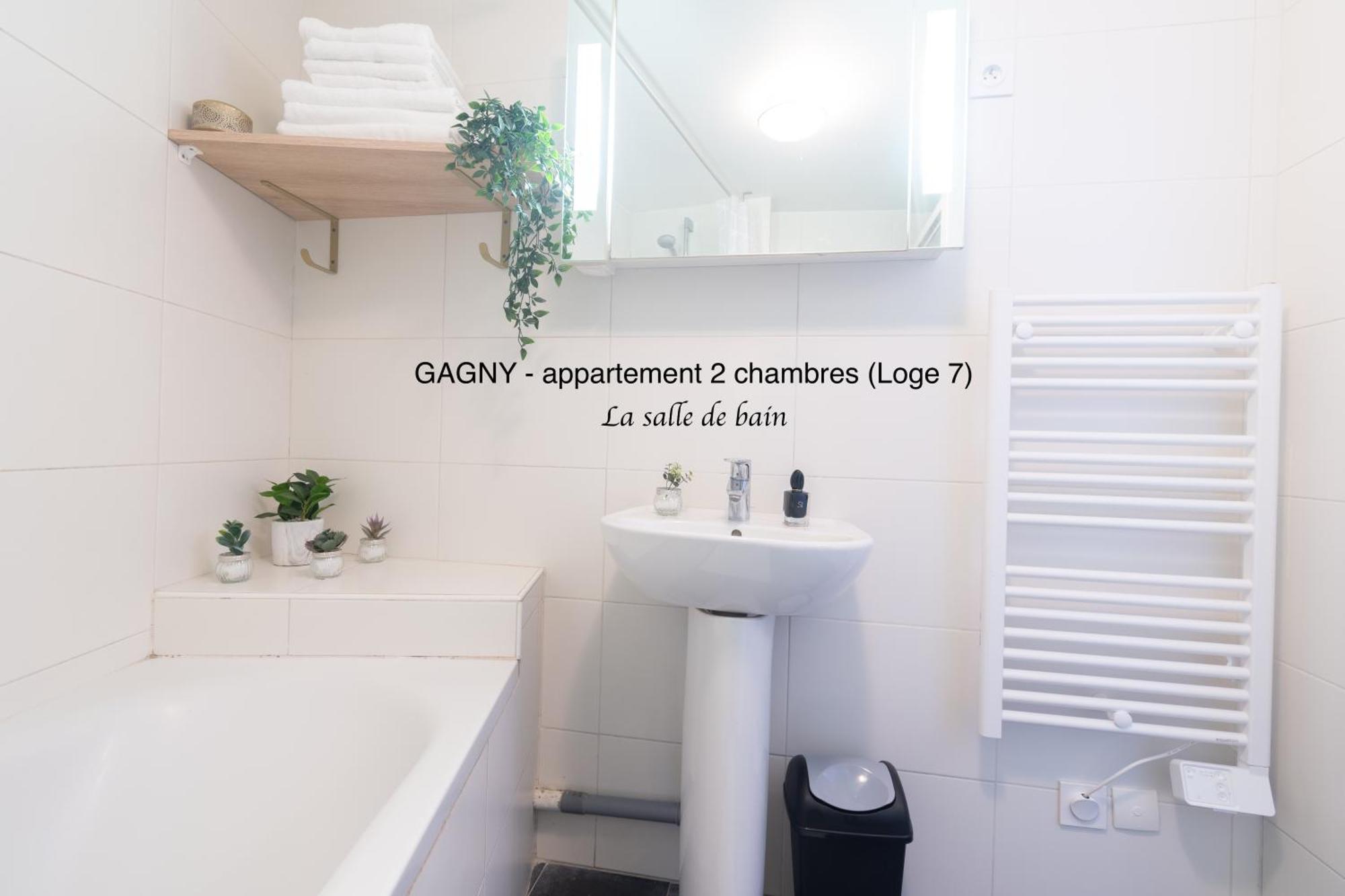Le Hangar Fleuri Apartment Gagny